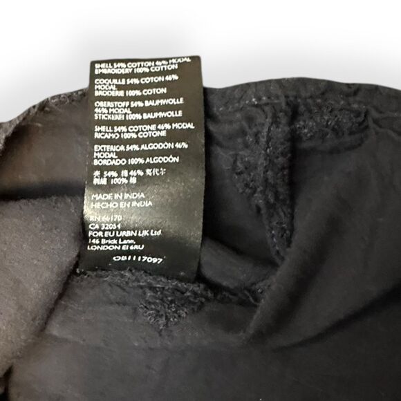 PILCRO by ANTHROPOLOGIE Women’s Black Embroidered Whitney Trapeze Button-Down Bl - Picture 5 of 8